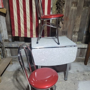 red dinette chair, 50s red chair