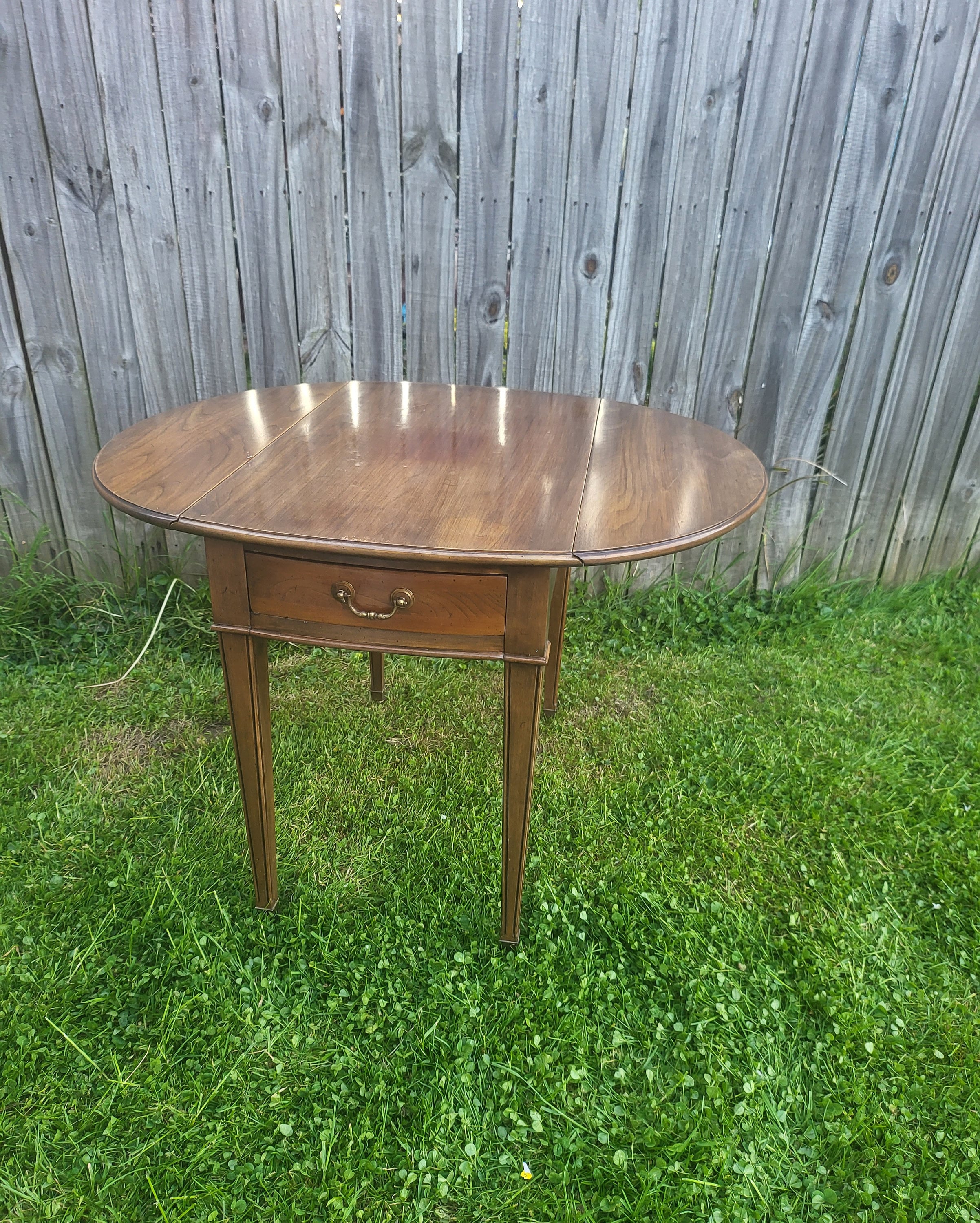 Vintage ethan allen 2024 drop leaf table