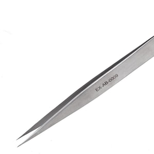 The GOAT - Lash Tweezer (0009)