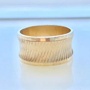 Wide 14k Gold Wedding Band with Etched Design, Size 7, 10 mm Wide