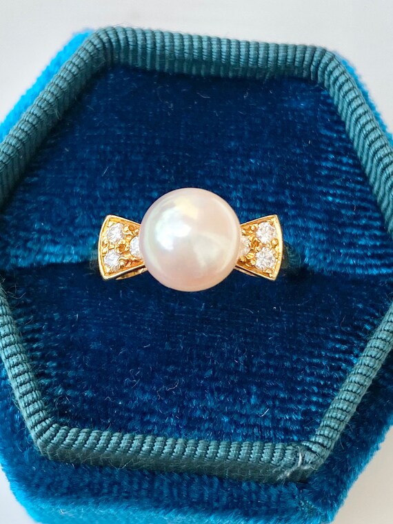 Mikimoto Pearl and Diamond 18k Gold Ring, Bow, Ri… - image 10