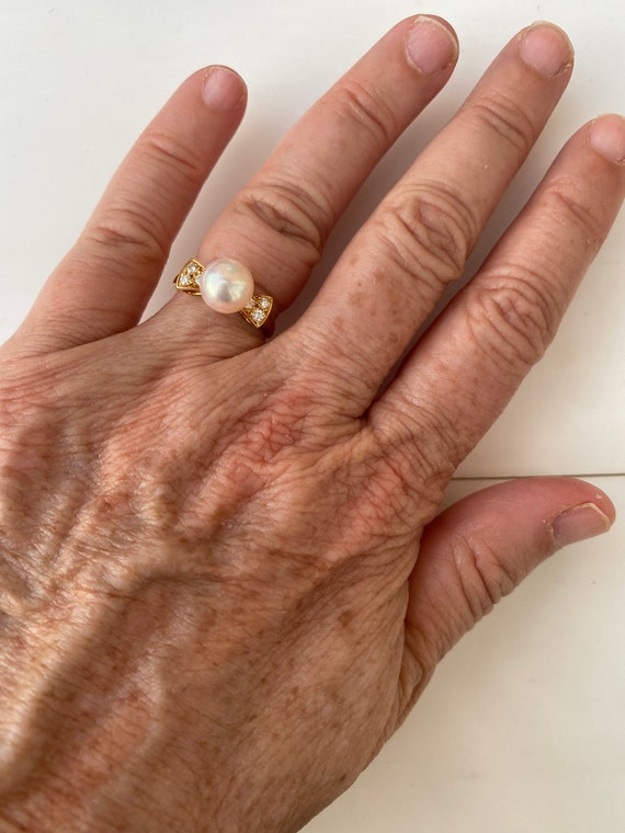 Mikimoto Pearl and Diamond 18k Gold Ring, Bow, Ri… - image 8