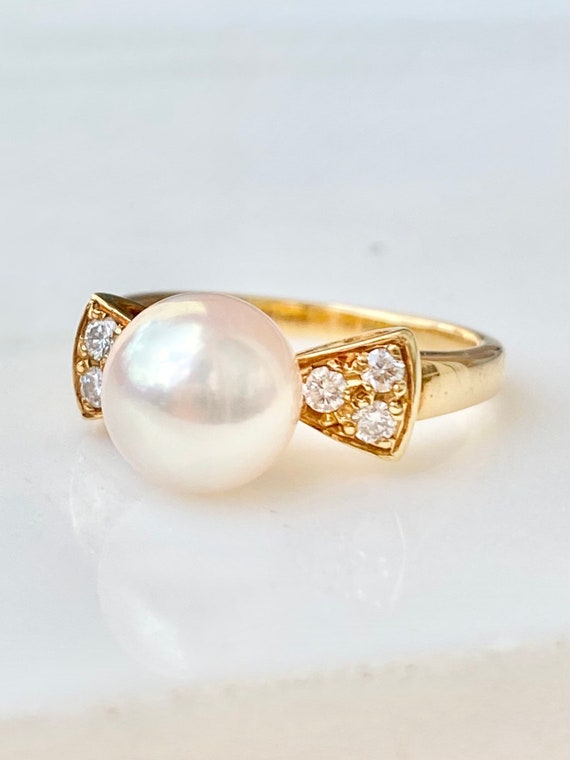 Mikimoto Pearl and Diamond 18k Gold Ring, Bow, Ri… - image 3