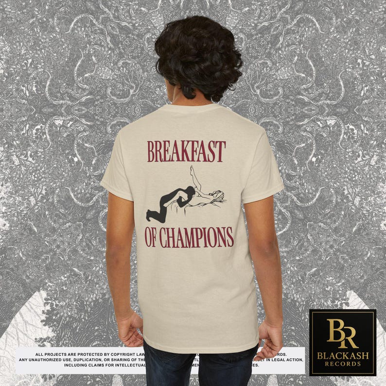 Camiseta com estampa "Café da Manhã dos Campeões" nas costas, Presente ideal para o Natal (inapropriado), Camisetas que arrasam, Presentes engraçados para casais, Presentes divertidos e originais imagem 5