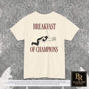 Camiseta com estampa "Café da Manhã dos Campeões" nas costas, Presente ideal para o Natal (inapropriado), Camisetas que arrasam, Presentes engraçados para casais, Presentes divertidos e originais imagem 9