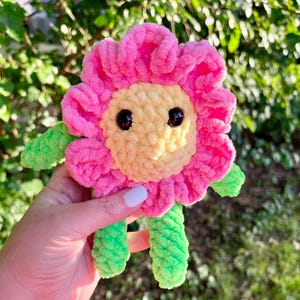 Flower Plushie | Crocheted Flower | Handmade Flower | Flower Baby | Flower Friend | Flower Stuffie | Flower Stuffed Animal | Amigurumi