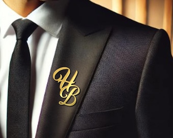 Spilla con iniziale personalizzata / Spilla con monogramma dorato / Regalo per testimoni dello sposo e testimone dello sposo / Spilla da abito da sposa per papà e sposo