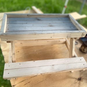 Plain Chicken table