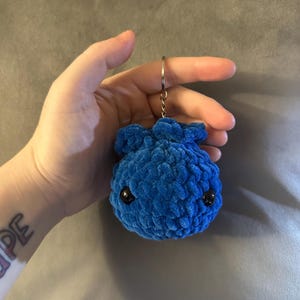 Crochet Blueberry Keychain: Handmade Amigurumi Bag Charm