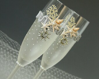 Beach Wedding Glasses, Champagne Flutes, Starfish Glasses, Hand Painted, Set of 2