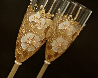 Wedding Glasses, White Gold Wedding, Champagne Glasses, Toasting Flutes, Hand Painted Set of 2