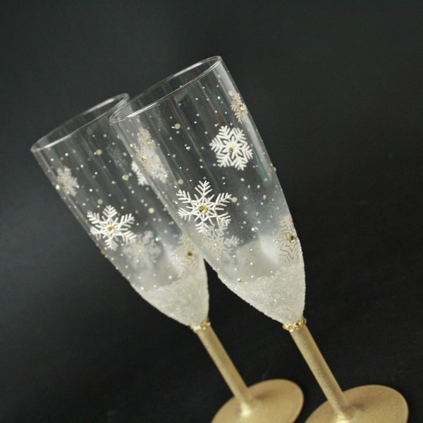 Snowflake Wedding  Glasses Champagne Flutes Gold Anniversary Swarovski, Hand-painted set of 2