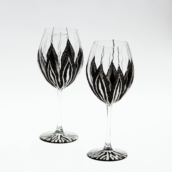 Zebra  Wine Glasses Hand Painted Black and White Set of 2,  Wedding Gift, Anniversary Gift, Mothers day gift