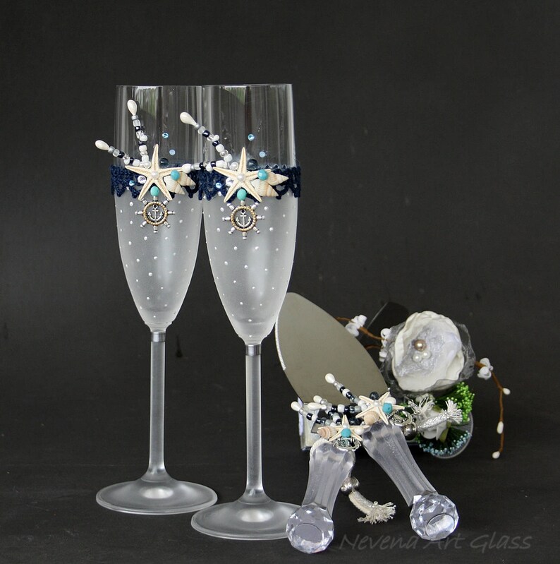 beach champagne flutes cake