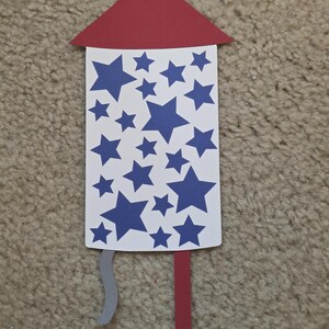 Handmade Bottle Rocket Firework Gift Card Holder: Customizable Paper Craft
