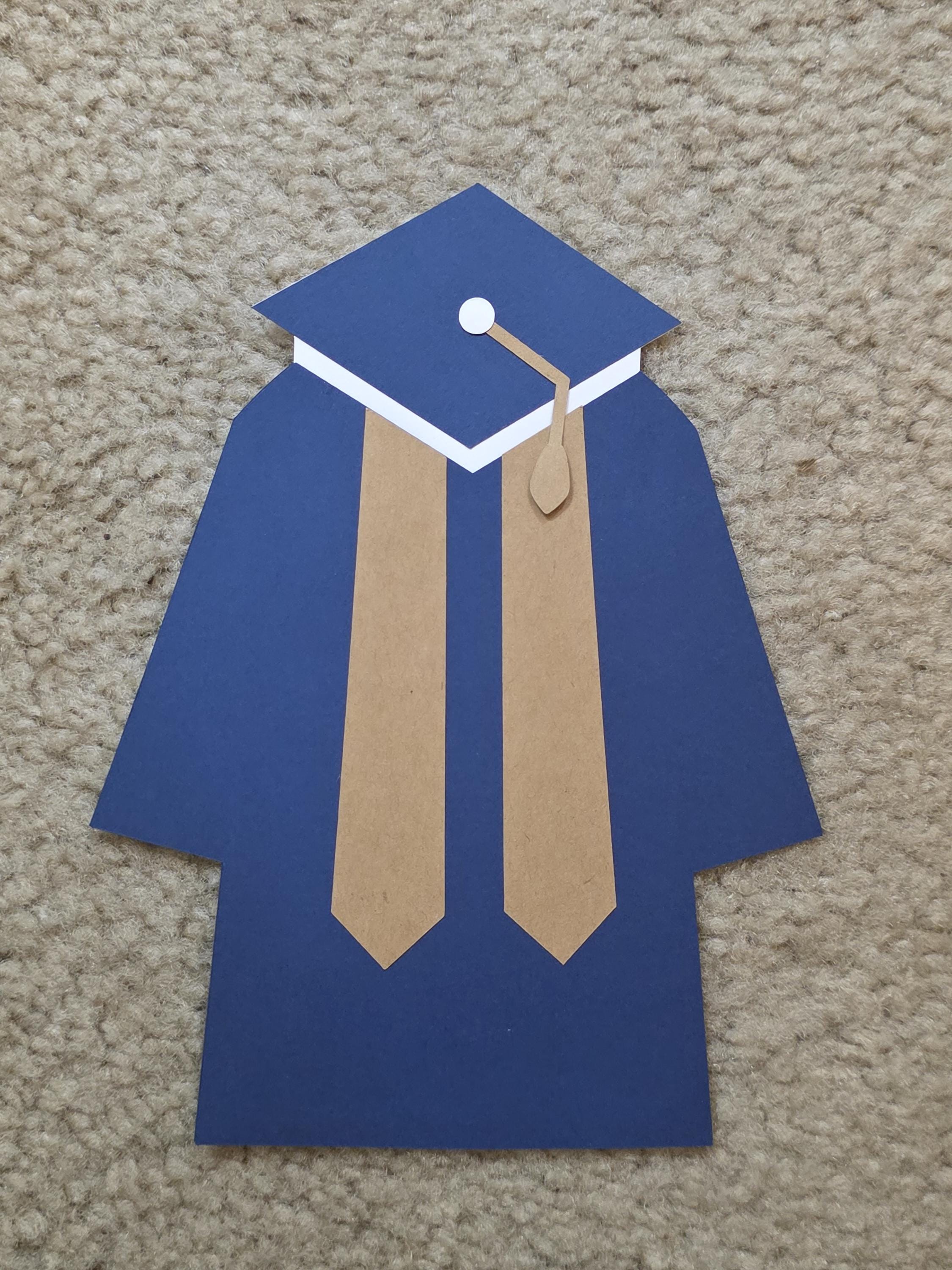 Handmade Graduation Cap and Gown Gift Card Holder: Customizable Paper Craft
