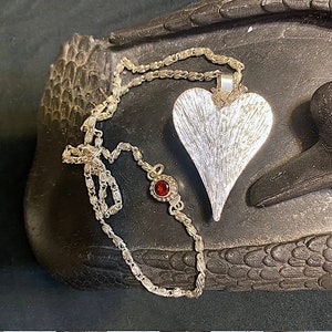 Vintage "My Funny Valentine" porslinshänge med ansikte och hjärta, cabochoner, strass och glaspärlor bild 3