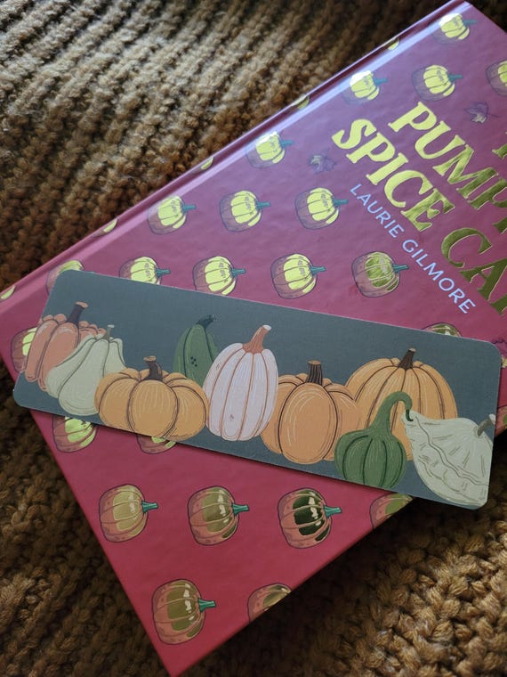 Pumpkin Season Bookmark – Cozy Autumn Reading Accessory, Book Lover Gift, Fall Aesthetic Lovers