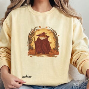 Wizard Frog Sweatshirt: Cottagecore Halloween Pullover, Cozy Fall Gift