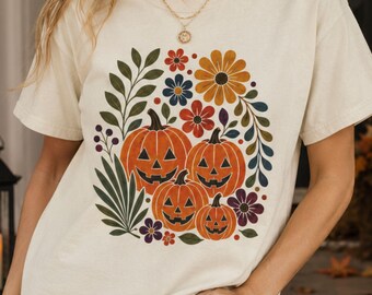 Retro Jack O Lantern Floral Shirt: Vintage Halloween Pumpkin Graphic Tee