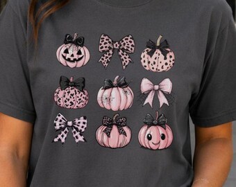 Coquette Halloween Comfort Colors T-Shirt: Pink Pumpkins & Bows - Sweatshirt