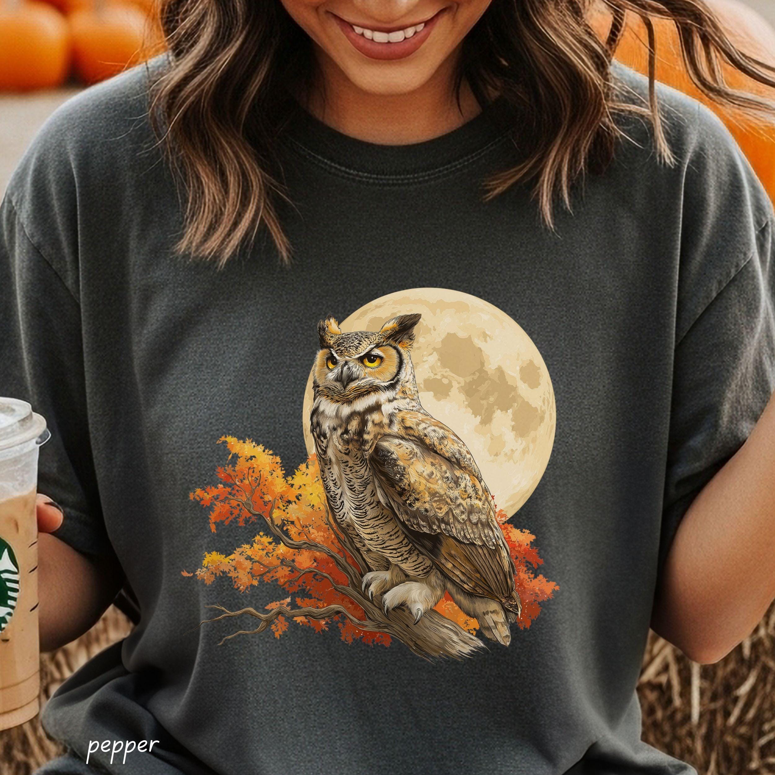 Great Horned Owl Comfort Colors Shirt Moon Graphic Tee Autumn Wildlife Top Cozy Sweatshirt Gift for 