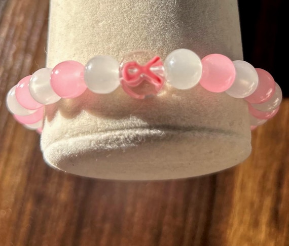 Breast cancer beaded bracelet