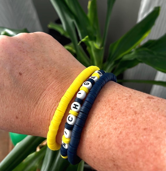 Heishi beaded bracelet set