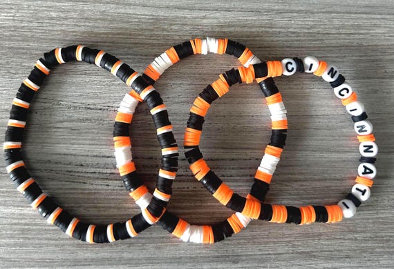 Heishi beaded bracelet set