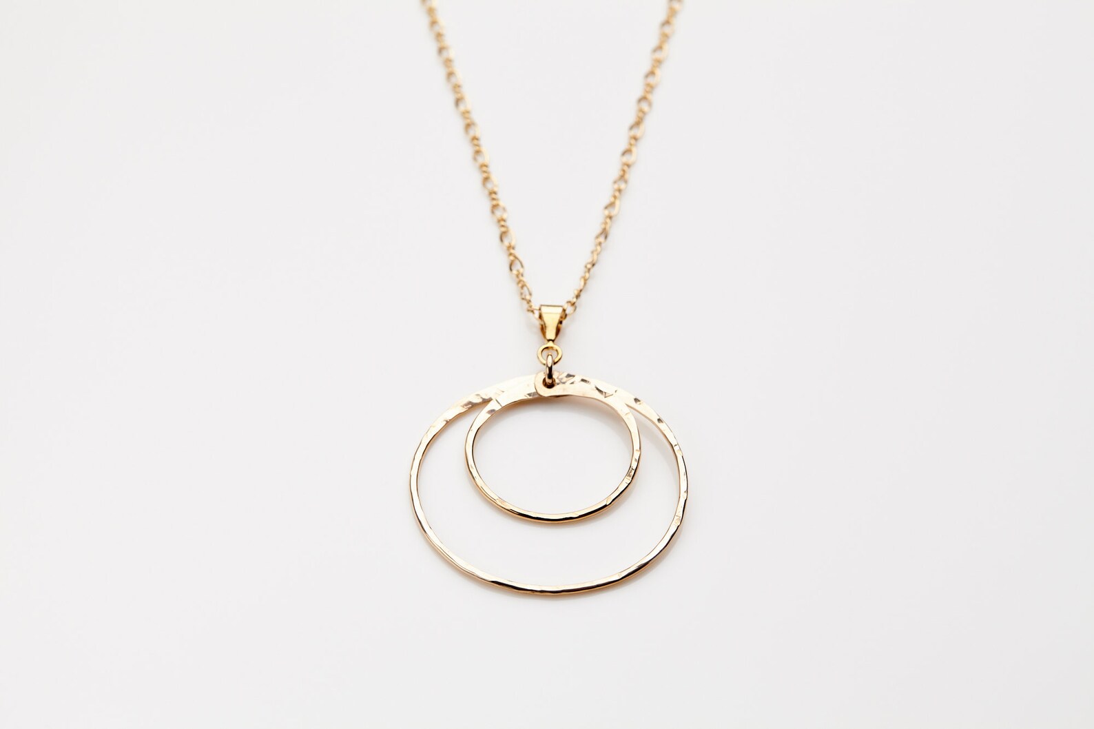 Retro Gold Double Circle Pendant Necklace
