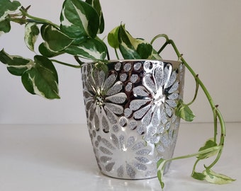 Silver Starburst Mirrored Plant Cachepot, Chrome planter