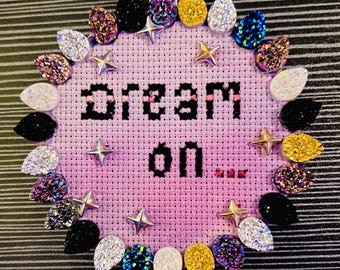 Dream On-miniborduurwerkdecor | Glitter quote muurkunst