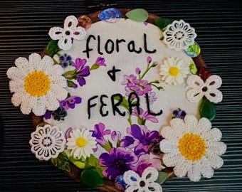 Floral & Feral – Grillige muurkunst met borduursels