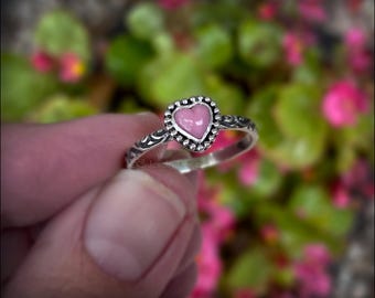 Size 7.5 - Sterling Silver Small Pink Glass Heart Ring - Valentine Jewelry
