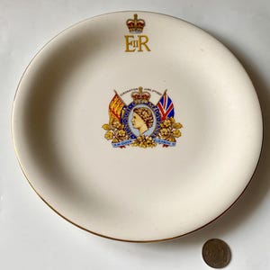 Vintage Decorative Plate to Commemorate the Coronation of Queen Elizabeth in 1953 Made by Johnson Brothers, Royal British Family Souvenir