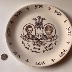 Vintage Gedenkteller: Prinz Charles & Lady Diana, 1981