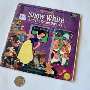 Vintage Classic Tales: Snow White Record & Book - 1980s Children&#39;s Audio