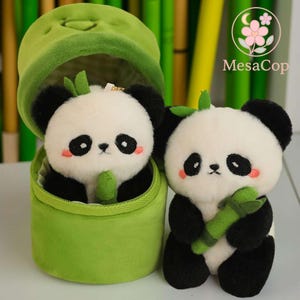 Schattige panda knuffel met bamboe hoes – Kawaii knuffeldier | Pluche set met rits | Cadeau voor pandaliefhebbers