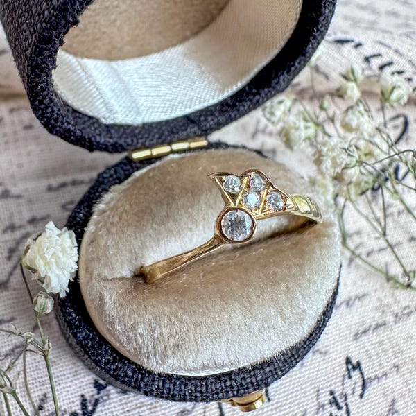 Vintage 10K Gold Fan-Shaped Ring | White Quartz | Engraved Art Deco-Inspired Design