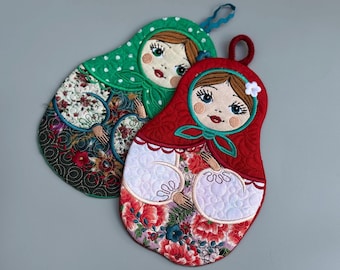 Matryoshka Pot Holder, Quilted Cotton Kitchen Hot Pad, Russian Doll Decor