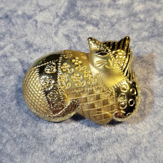 Vintage AJC Calico Cat Brooch: Gold Tone Patchwor… - image 7