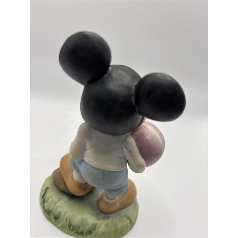 Figura de porcelana vintage de Mickey Mouse, fútbol de Walt Disney Productions n.° 1 LEER imagen 10