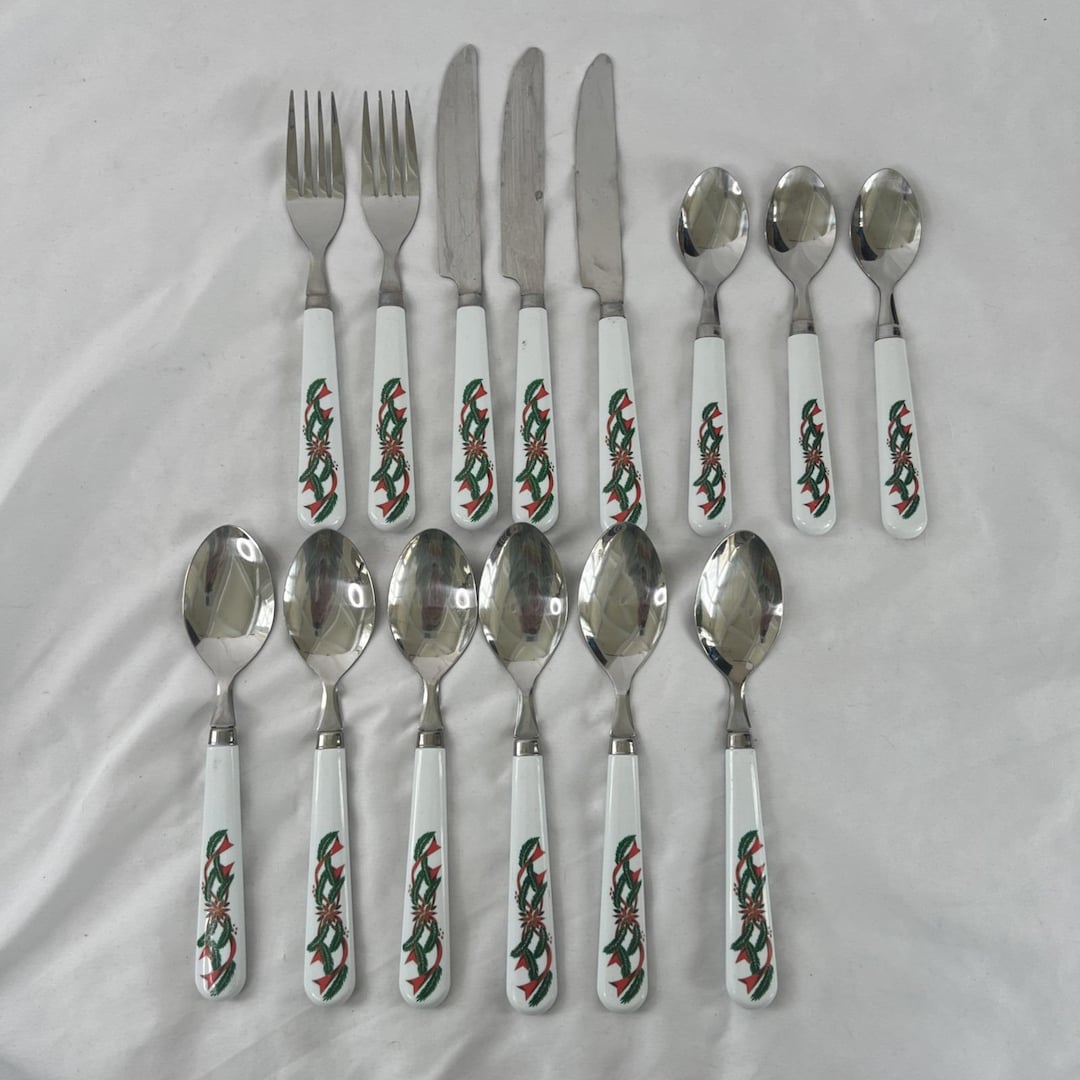 Vintage Poinsettia and Ribbon Flatware Silverware 14 Piece Stainless ...