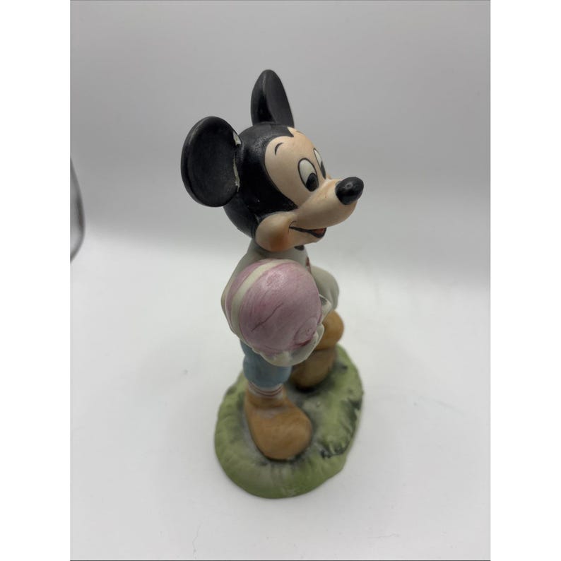 Figura de porcelana vintage de Mickey Mouse, fútbol de Walt Disney Productions n.° 1 LEER imagen 5
