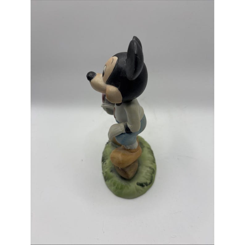 Figura de porcelana vintage de Mickey Mouse, fútbol de Walt Disney Productions n.° 1 LEER imagen 3
