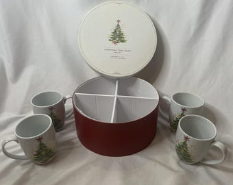 Keramik Scheune Weihnachtsbaum Kaffee Becher Tassen 4er-Set w / Box