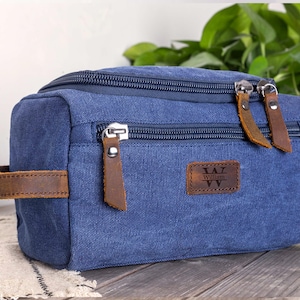 Personalized Toiletry Bag,Groomsmen Gift Bag, Mens Dopp Bag, Groomsmen Gift For Men Gift for Him, Canvas Mens Dopp Kit Bag,Engraved Dopp Bag