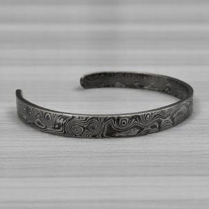 Damascus Bracelet Hand Forged Steel Cuff Bracelet Viking Modern Jewelry Anniversary gift Unique Bracelet for Him Damascus Oath Ring