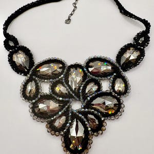 SWAROVSKI SEDUCTIVE Multi Smoky Champagne Teardrop Crystal Statement Black Bib 16” Necklace with Extender