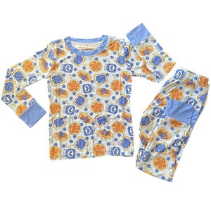 Blåbärssylt i bambu: Mjuka, stretchiga barnpyjamasar bild 6
